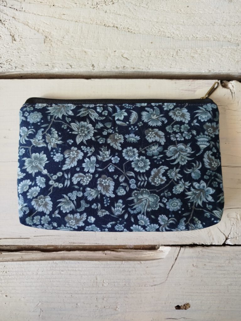 Cosmetic Bag – Large