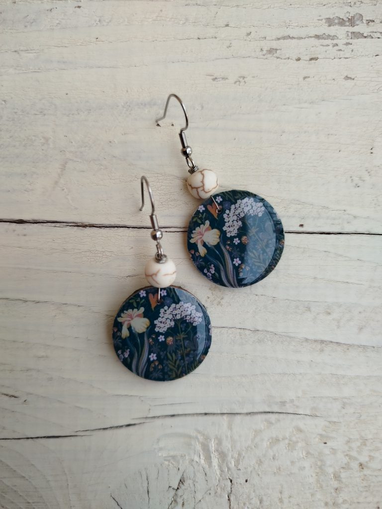 Earrings (small)